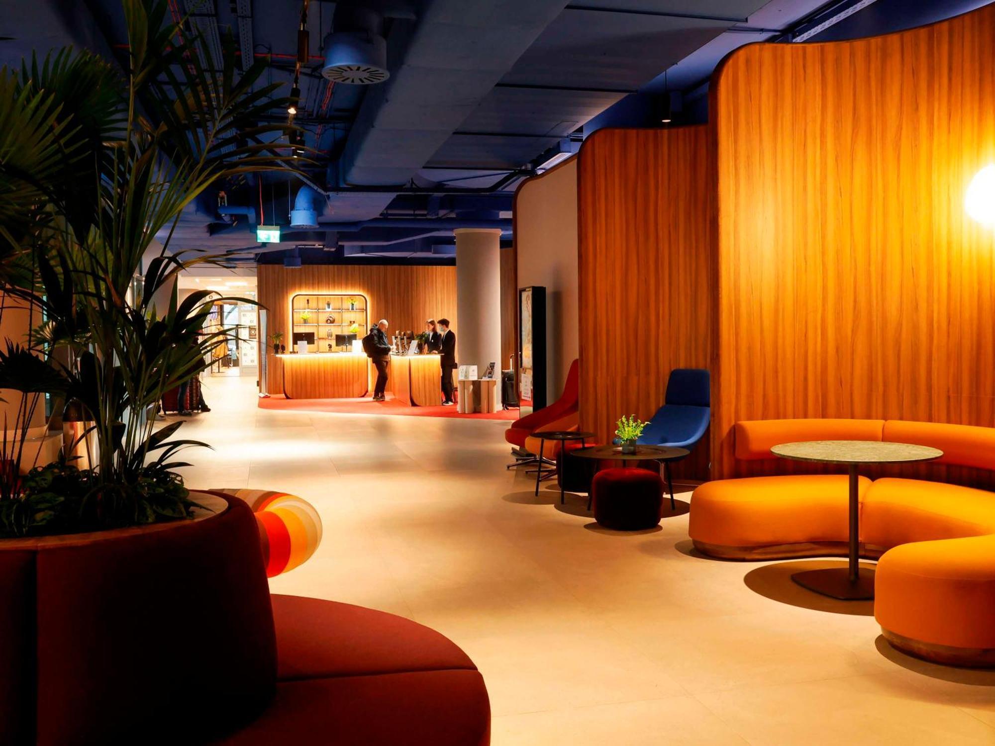 Mercure Warszawa Centrum Buitenkant foto