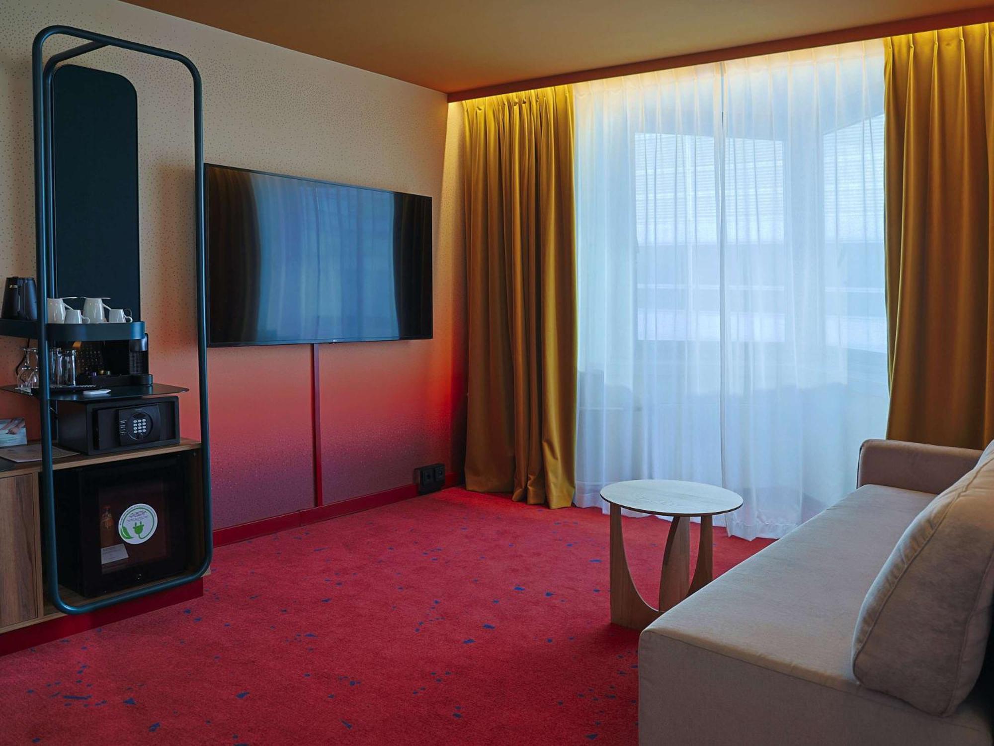 Mercure Warszawa Centrum Buitenkant foto